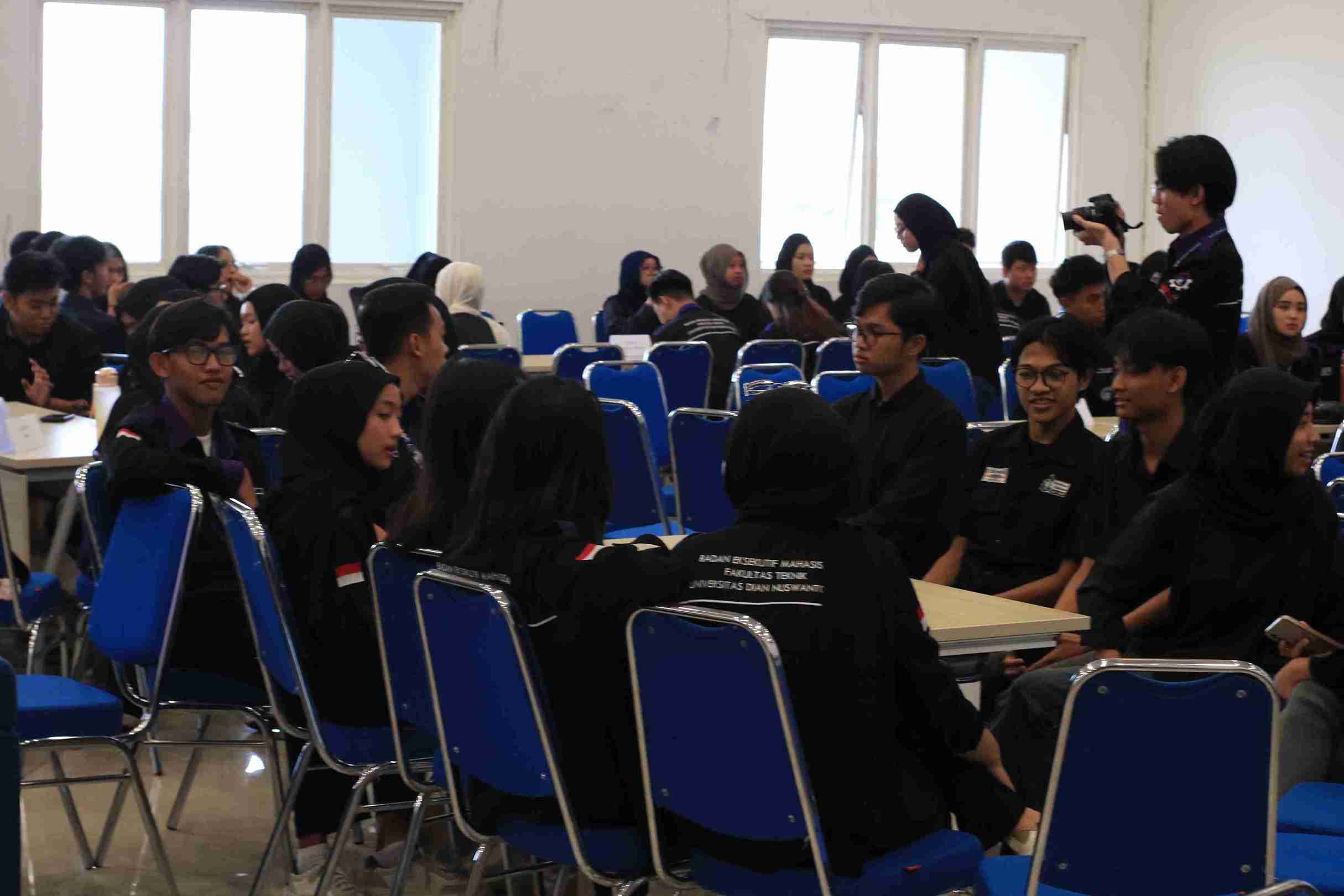 Makan Siang Bersama dan Ishoma
